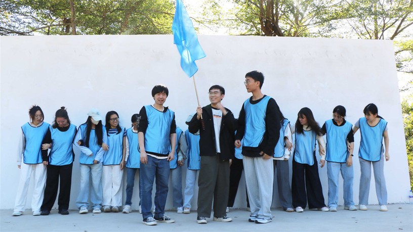 Company team building games Company team building games